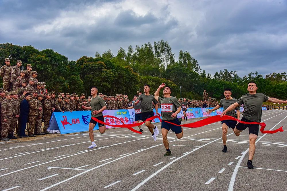 新面孔力压群雄,斩获不俗成绩的简单介绍 新面孔力压群雄,斩获不俗成绩的简单介绍