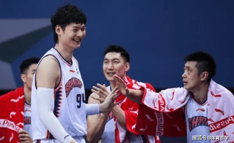 开云体育在线-领先对手一轮得分,球队保持劲头冲击冠军的简单介绍