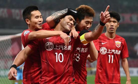 关于上海队夺得胜利，连胜势头不可阻挡的信息