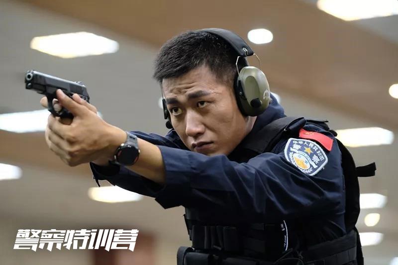 终极对抗!游泳战火再次点燃 终极对抗!游泳战火再次点燃