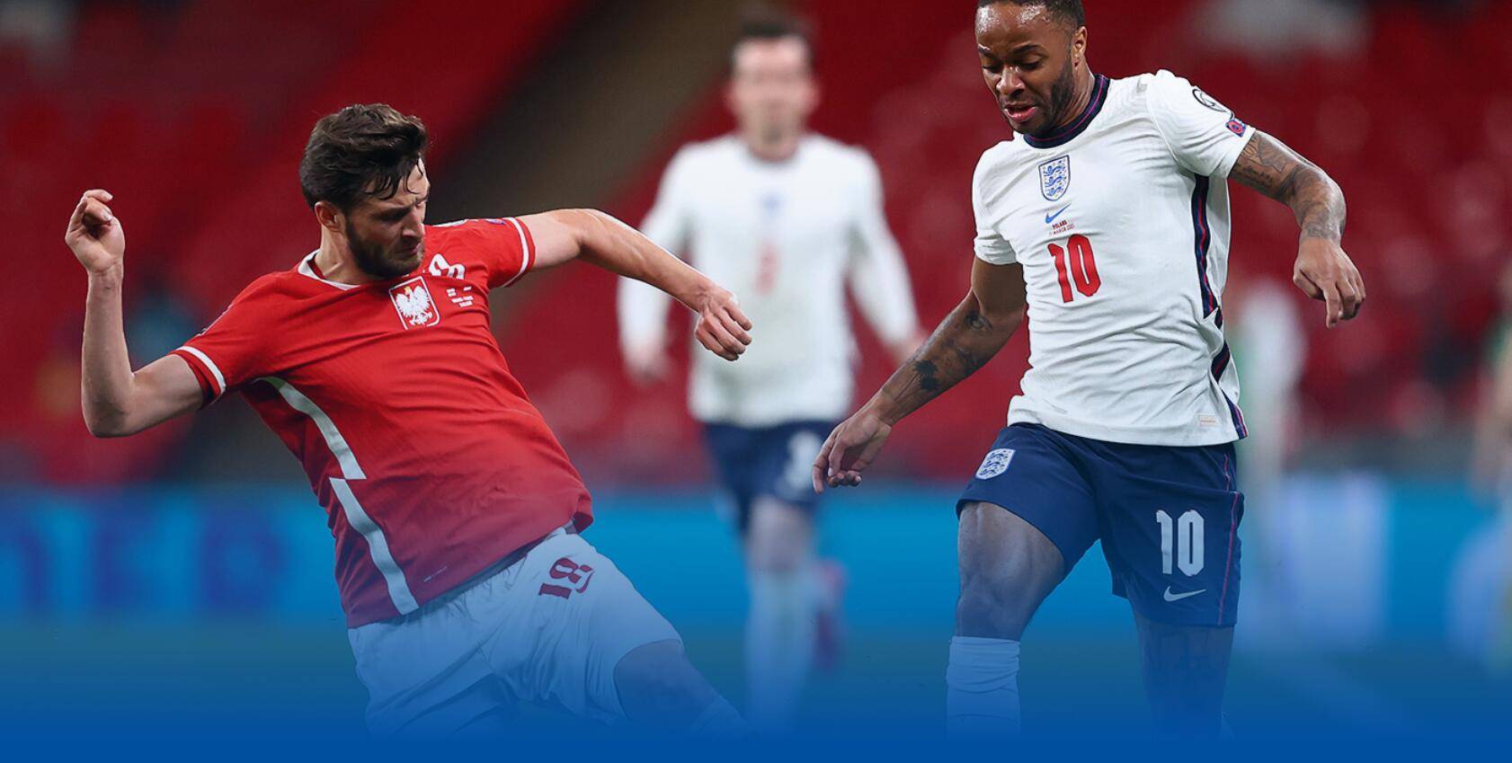 波兰队轻取英格兰队，奥恰洛夫统治全场