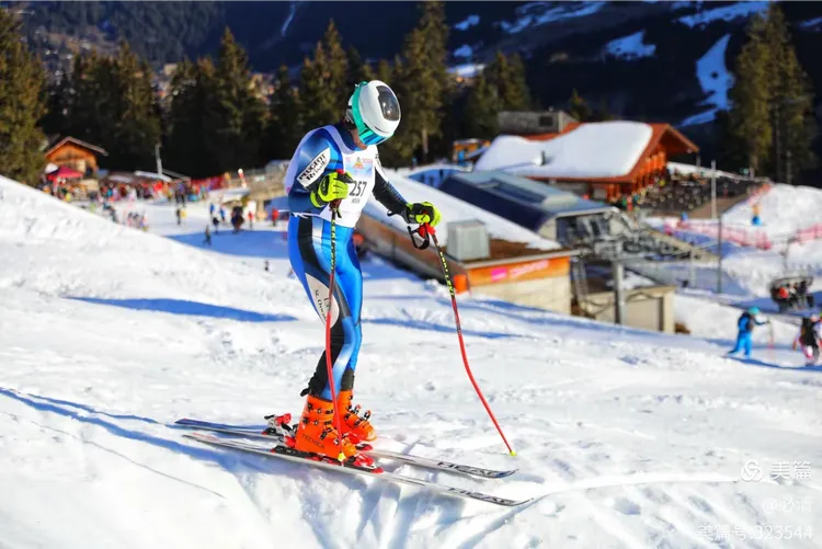 开云-瑞士滑雪运动员备战冬季比赛