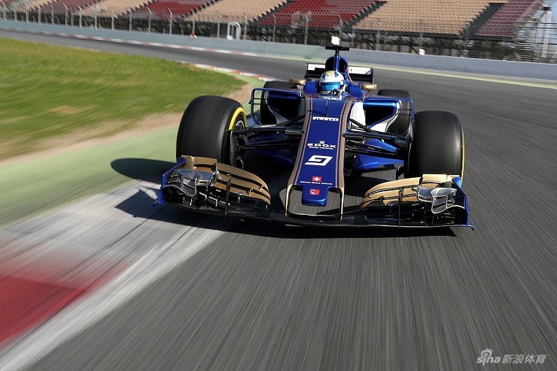 开云sport-迈凯伦逆转索伯车队,拉塞尔刷新纪录