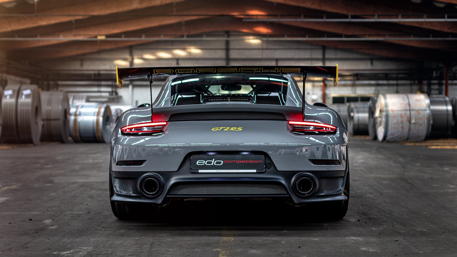 老将与新核,足球智慧的不同注脚