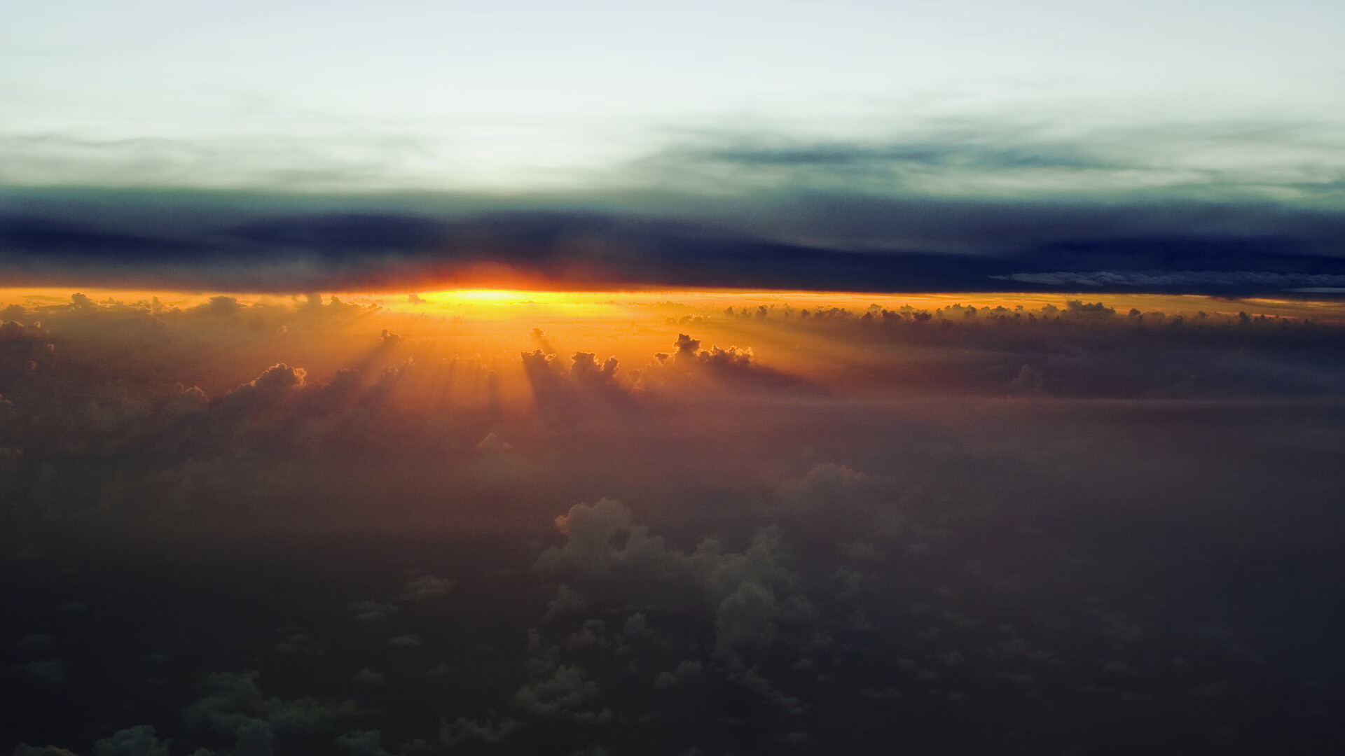 开云体育登录-夜巴黎的北欧密码,阿尔瓦雷斯撕破丹麦铁壁的冷刃时刻