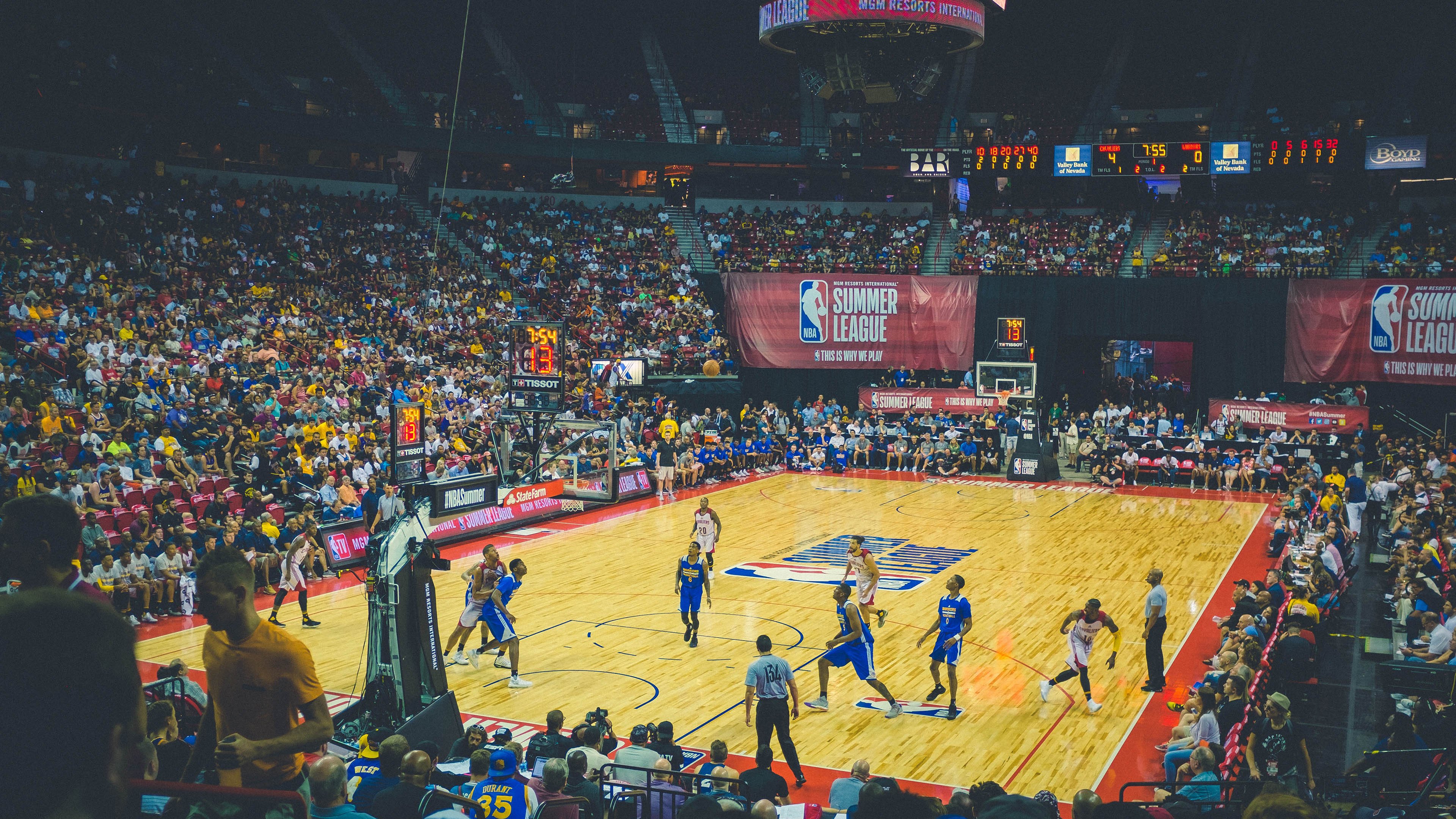 今夜无眠，当克瓦拉茨赫利亚点燃德甲争冠的终极烽火