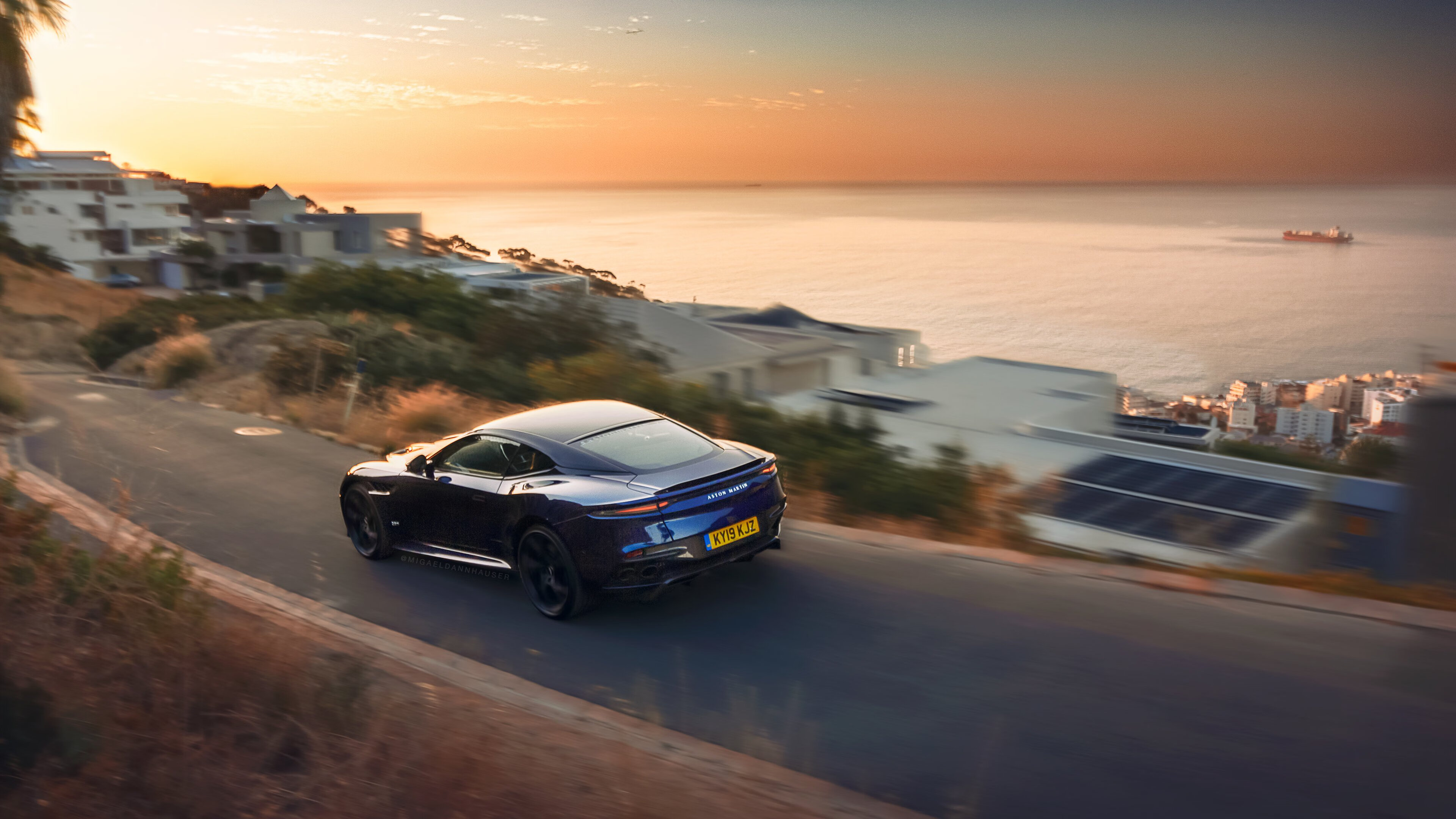 开云体育中国-终场哨响前的尖叫—当整个世界屏住呼吸，是贝恩在门线上守护了冠军的轮廓