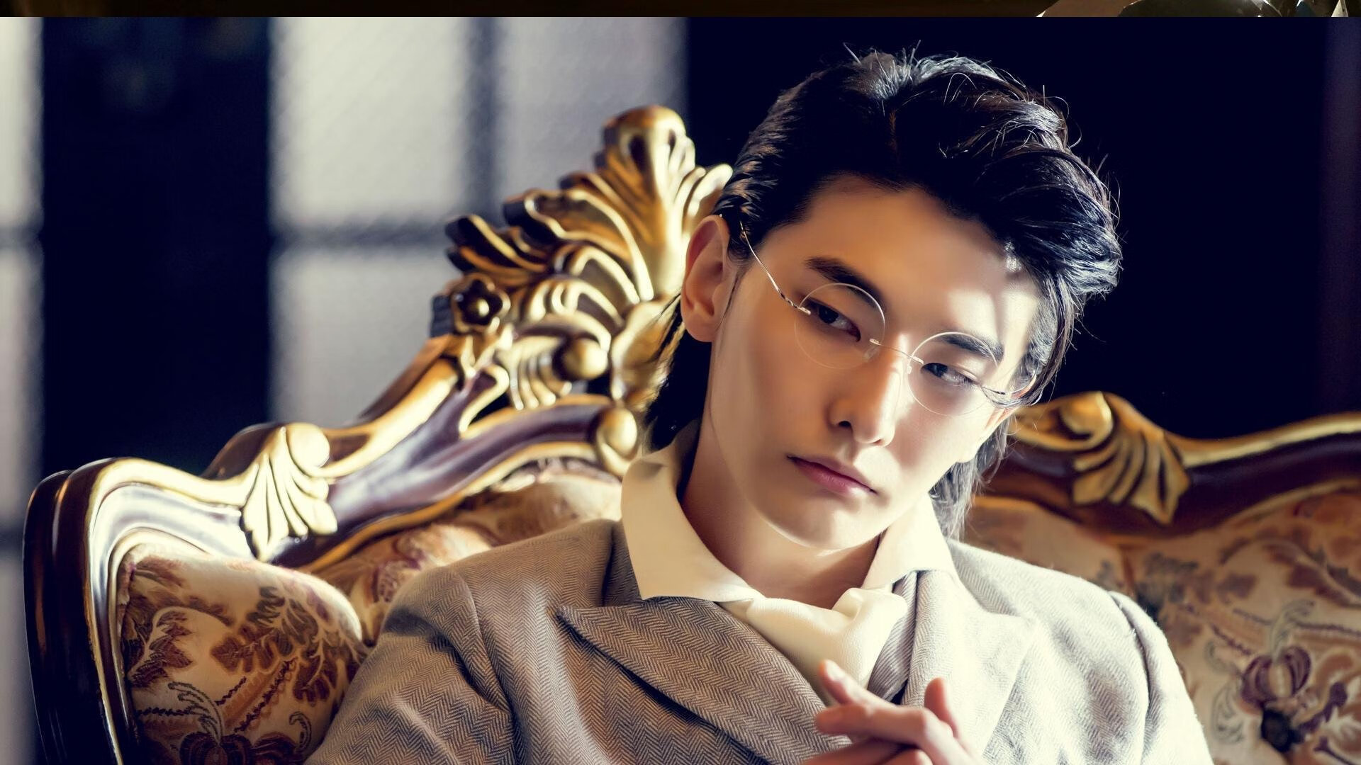 跨界多米诺,当尼日利亚冲垮巴萨,阿拉巴在NBA总决赛接管比赛