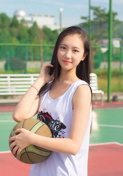 夜之狂想曲，唯一的一刻，乔治·拉塞尔在蒙特卡洛的绝杀